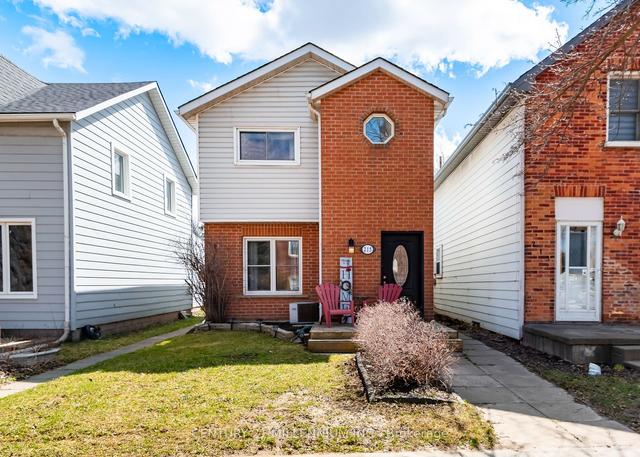 215 Main St E, House detached with 3 bedrooms, 2 bathrooms and 3 parking in Shelburne ON | Image 1
