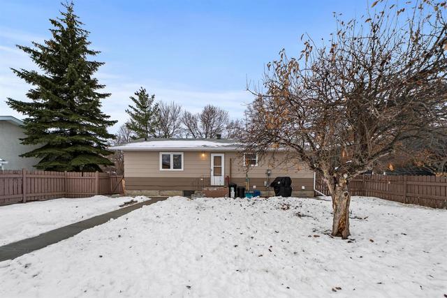 4209 58 Street Close, House detached with 3 bedrooms, 2 bathrooms and 1 parking in Camrose County AB | Image 27