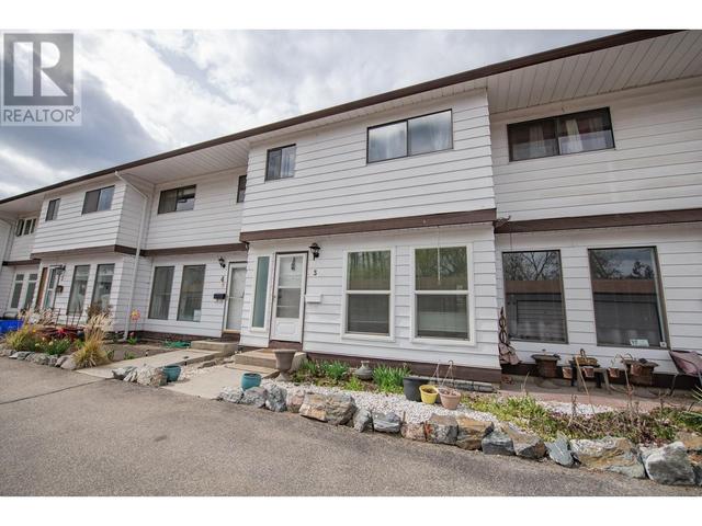 4990 - 25 Avenue Unit# 3, House attached with 2 bedrooms, 1 bathrooms and 2 parking in Vernon BC | Image 3