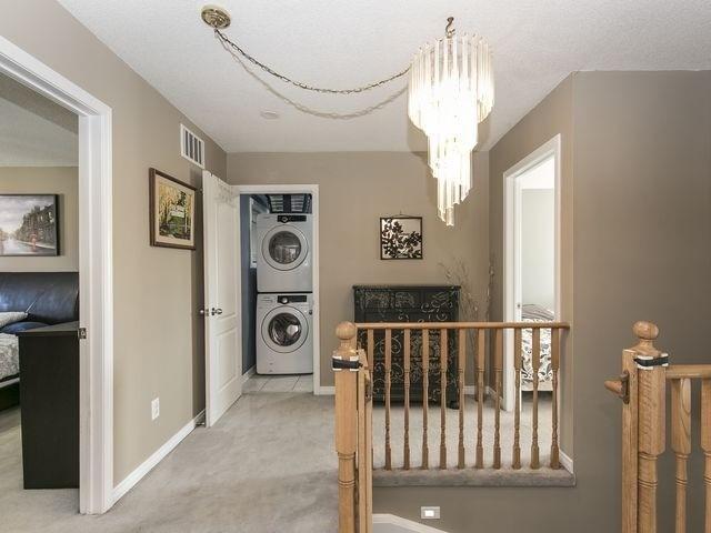 13 Pauline Cres, House attached with 3 bedrooms, 4 bathrooms and 3 parking in Brampton ON | Image 15