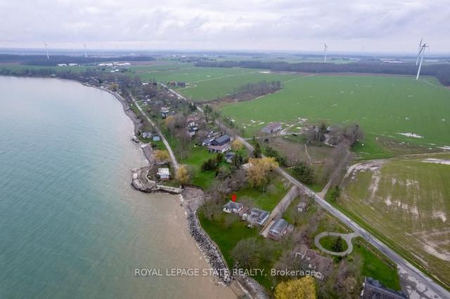 3076 Lakeshore Rd, House detached with 3 bedrooms, 1 bathrooms and 8 parking in Haldimand County ON | Image 19