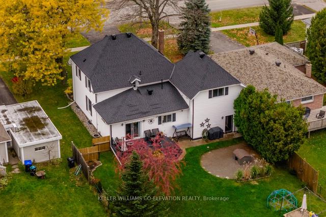 44 Poyntz St, House detached with 4 bedrooms, 2 bathrooms and 6 parking in Penetanguishene ON | Image 27