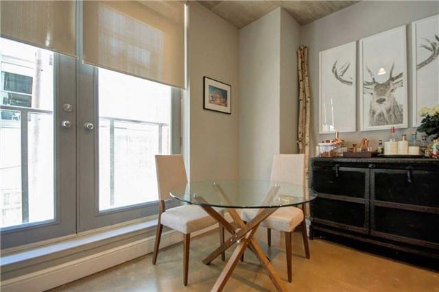207 - 36 Charlotte St, Condo with 1 bedrooms, 2 bathrooms and 1 parking in Toronto ON | Image 5