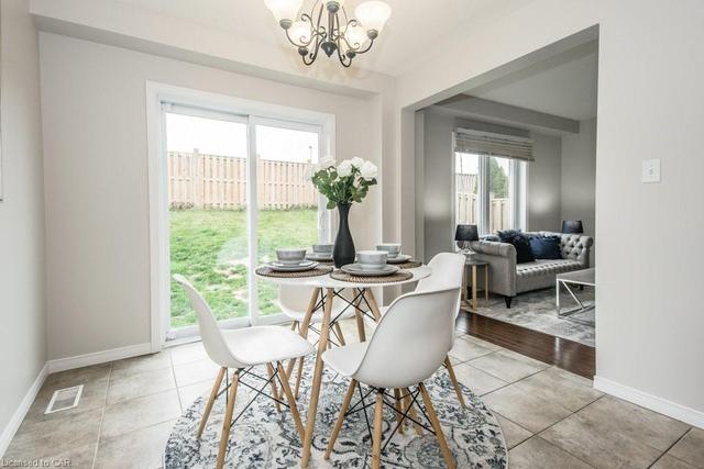 815 Frontenac Crescent, House detached with 3 bedrooms, 1 bathrooms and 3 parking in Woodstock ON | Image 8