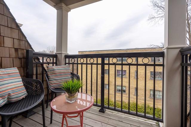 7 Tompkins Mews, House attached with 3 bedrooms, 2 bathrooms and 2 parking in Toronto ON | Image 16