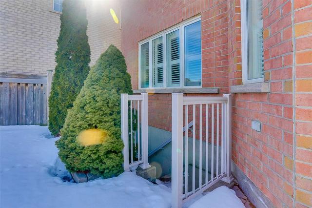395 Vellore Ave, House detached with 4 bedrooms, 3 bathrooms and 6 parking in Vaughan ON | Image 25