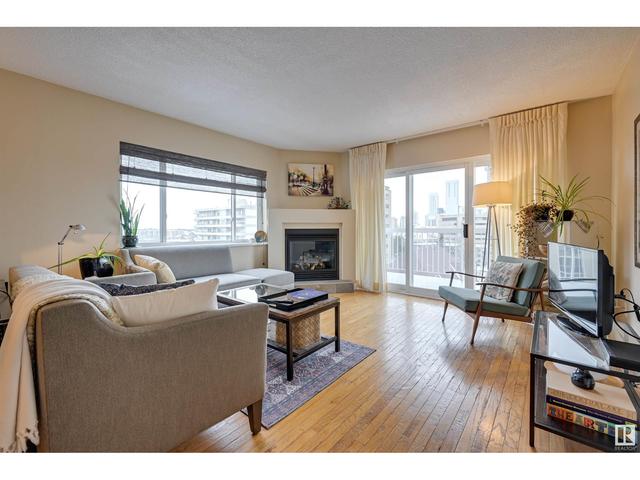 801 - 10130 114 St Nw, Condo with 2 bedrooms, 2 bathrooms and 2 parking in Edmonton AB | Card Image