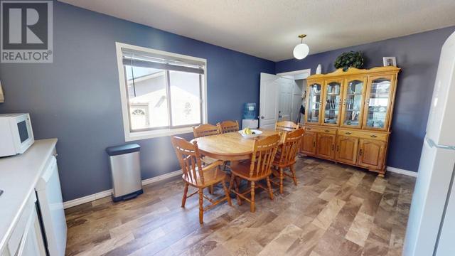 10663 102 Street, House detached with 5 bedrooms, 3 bathrooms and null parking in Taylor BC | Image 8