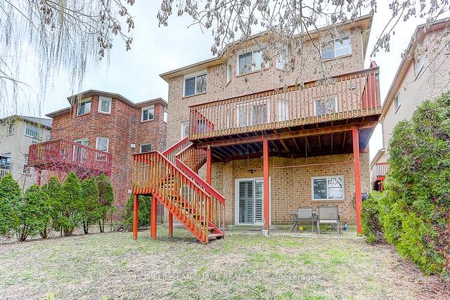 5527 Mcfarren Blvd, House detached with 4 bedrooms, 4 bathrooms and 4 parking in Mississauga ON | Image 35