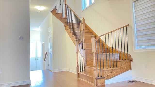 96 Hashmi Pl, House semidetached with 4 bedrooms, 3 bathrooms and 2 parking in Brampton ON | Image 5