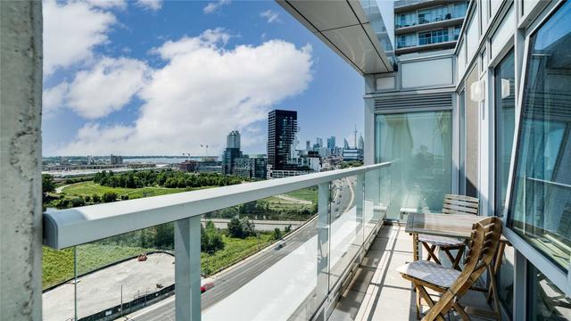 1302 - 25 Baseball Pl, Condo with 3 bedrooms, 2 bathrooms and 1 parking in Toronto ON | Image 15