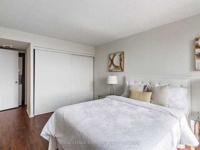 1208 - 41 Markbrook Lane, Condo with 2 bedrooms, 2 bathrooms and 2 parking in Toronto ON | Image 17