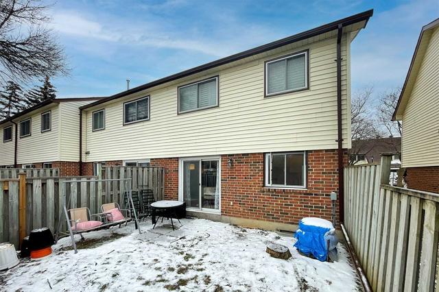 32 - 28 Donald St, Townhouse with 3 bedrooms, 3 bathrooms and 2 parking in Barrie ON | Image 27
