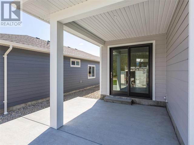 602 Nighthawk Avenue, House detached with 3 bedrooms, 2 bathrooms and 2 parking in Okanagan (Part) 1 BC | Image 36