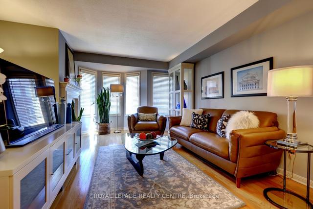 86 - 1128 Dundas St W, Townhouse with 3 bedrooms, 2 bathrooms and 2 parking in Mississauga ON | Image 2
