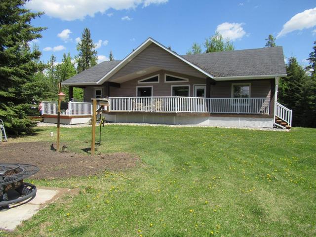 25 Echo Valley Crescent, Rural Clearwater County, AB, T4T2A2 | Card Image