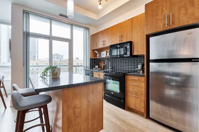 422 - 120 Homewood Ave, Condo with 2 bedrooms, 2 bathrooms and 1 parking in Toronto ON | Image 27