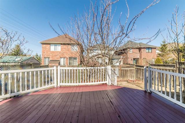 3985 Mayla Dr, House detached with 4 bedrooms, 4 bathrooms and 5 parking in Mississauga ON | Image 18