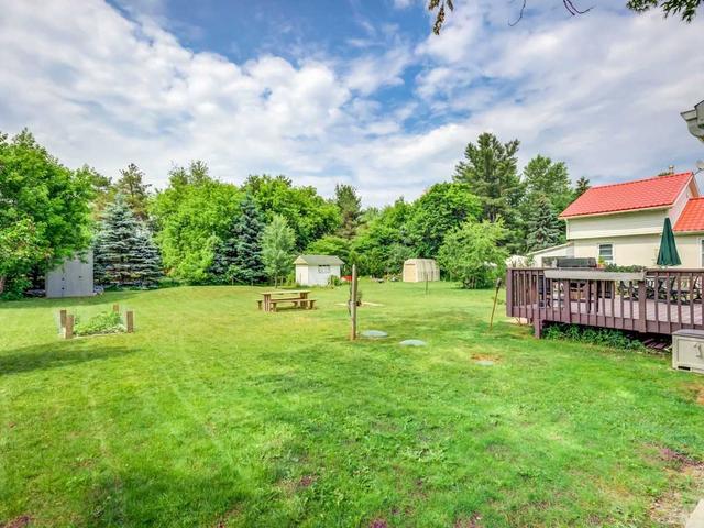 5516 County Road 90 Rd, House detached with 2 bedrooms, 1 bathrooms and 3 parking in Springwater ON | Image 13