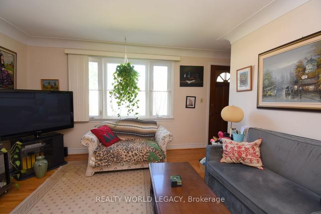 5 West 1st St, House detached with 2 bedrooms, 1 bathrooms and 3 parking in Hamilton ON | Image 23