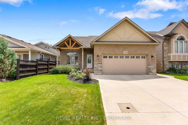 9268 Eagle Ridge Dr, House detached with 4 bedrooms, 2 bathrooms and 6 parking in Niagara Falls ON | Image 1