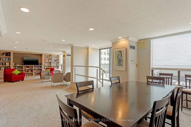 1104 - 47 St Clair Ave W, Condo with 2 bedrooms, 2 bathrooms and 1 parking in Toronto ON | Image 31