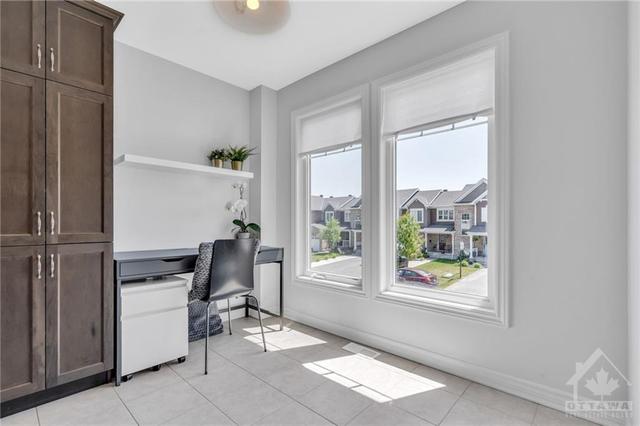 789 Mayfly Crescent, Townhouse with 2 bedrooms, 2 bathrooms and 3 parking in Ottawa ON | Image 12