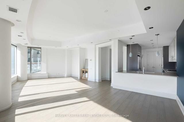 503 - 77 Charles St, Condo with 1 bedrooms, 2 bathrooms and 1 parking in Toronto ON | Image 4