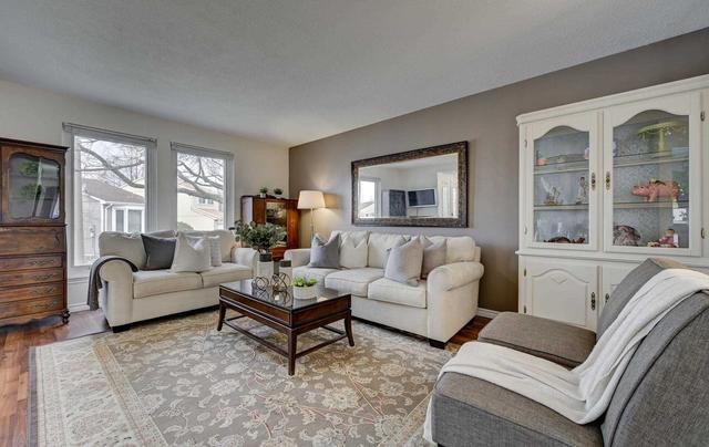 15 Medley Lane, Condo with 2 bedrooms, 2 bathrooms and 2 parking in Ajax ON | Image 3