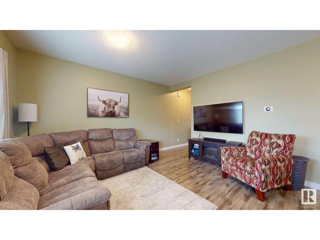 19 - 16537 130a St Nw, House attached with 3 bedrooms, 2 bathrooms and 4 parking in Edmonton AB | Image 4