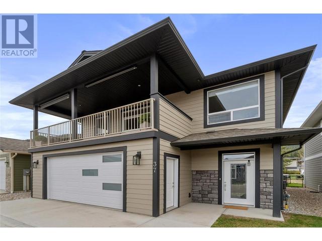 37 - 1791 10 Street Sw, House detached with 5 bedrooms, 3 bathrooms and 2 parking in Salmon Arm BC | Image 1