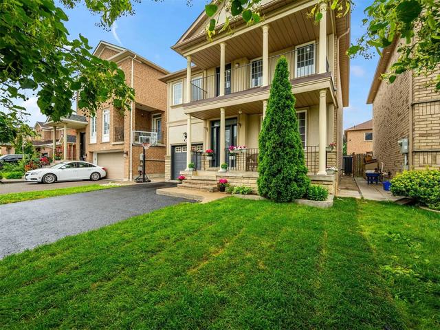 11 Redfinch Cres, House detached with 3 bedrooms, 4 bathrooms and 4 parking in Vaughan ON | Image 12