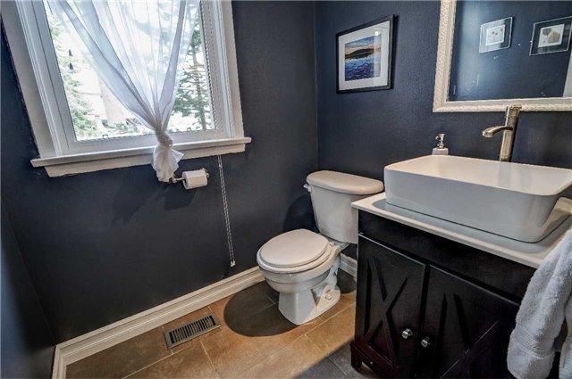 49 Regency Sq, House detached with 5 bedrooms, 4 bathrooms and 4 parking in Toronto ON | Image 10