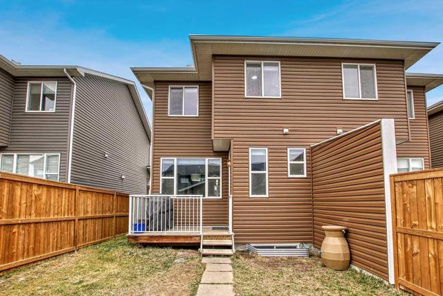 363 Redstone Drive Ne, Home with 3 bedrooms, 2 bathrooms and 2 parking in Calgary AB | Image 38