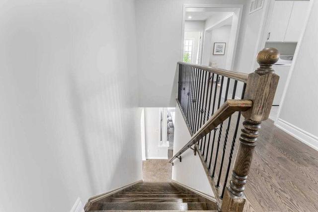 870 Yates Dr, House detached with 4 bedrooms, 5 bathrooms and 6 parking in Milton ON | Image 7