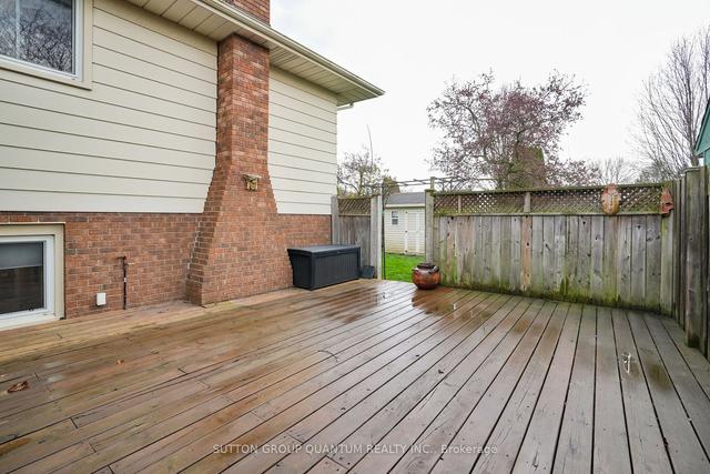 7606 Ronnie Cres, House detached with 3 bedrooms, 2 bathrooms and 3 parking in Niagara Falls ON | Image 30