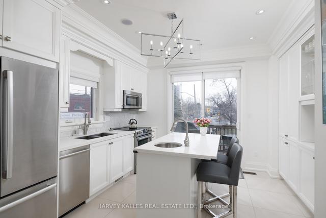 1 A Khedive Ave, House detached with 3 bedrooms, 4 bathrooms and 2 parking in Toronto ON | Image 12