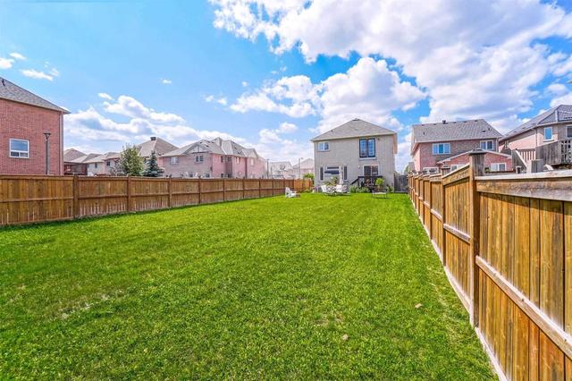 7159 Magistrate Terr, House detached with 4 bedrooms, 3 bathrooms and 6 parking in Mississauga ON | Image 35