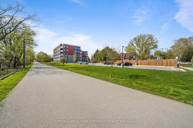 102 - 77 Leland St, Condo with 1 bedrooms, 1 bathrooms and 0 parking in Hamilton ON | Image 3