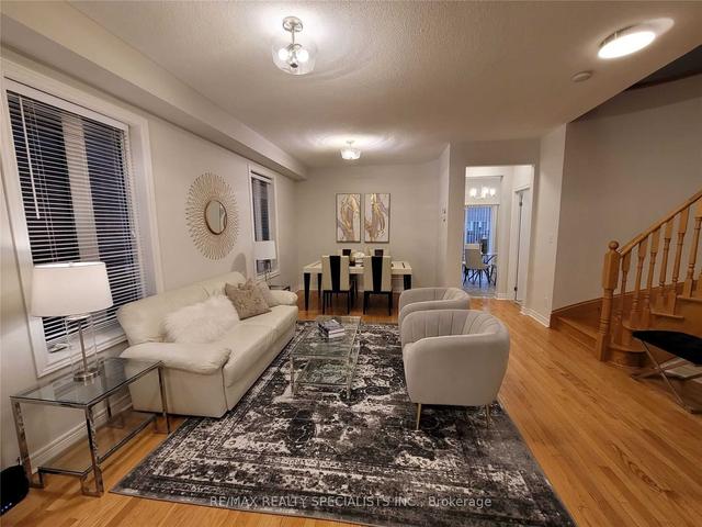 363 Cedric Terr, House semidetached with 3 bedrooms, 3 bathrooms and 2 parking in Milton ON | Image 18