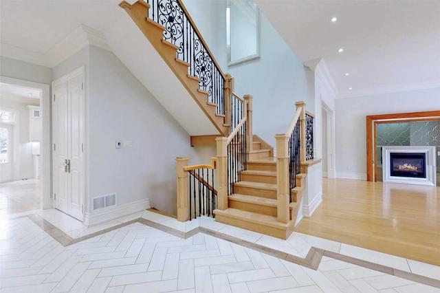7 Malabar Pl, House detached with 5 bedrooms, 7 bathrooms and 9 parking in Toronto ON | Image 9