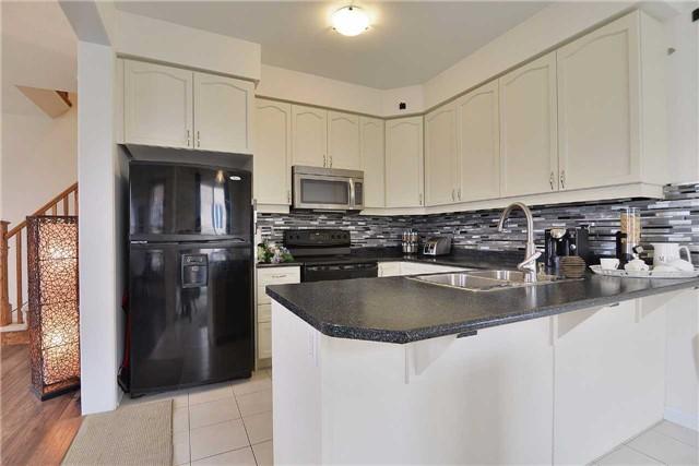 81 Ruhl Dr, House detached with 4 bedrooms, 3 bathrooms and 2 parking in Milton ON | Image 10
