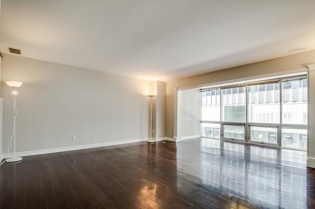 Th6 - 101 Mcgill St, Townhouse with 2 bedrooms, 2 bathrooms and 1 parking in Toronto ON | Image 3