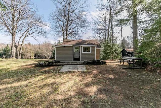 16 Baker Lane, House detached with 1 bedrooms, 1 bathrooms and 2 parking in Kawartha Lakes ON | Image 12