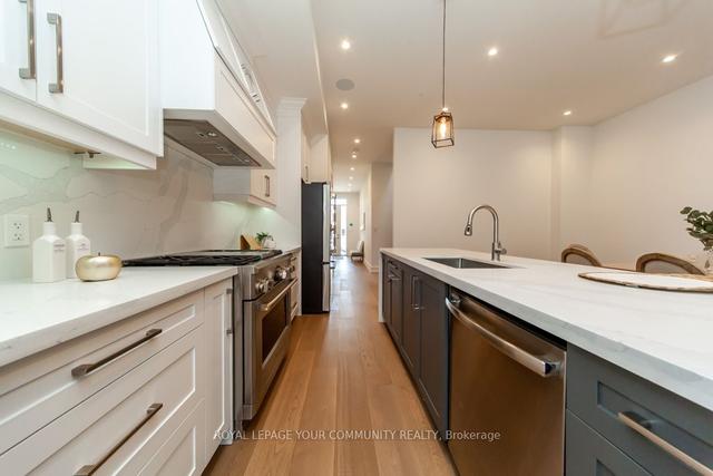68 Twenty Fourth St, House detached with 4 bedrooms, 5 bathrooms and 2 parking in Toronto ON | Image 7