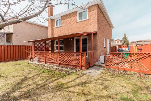 59 Bach Blvd, House detached with 3 bedrooms, 3 bathrooms and 3 parking in Brampton ON | Image 7