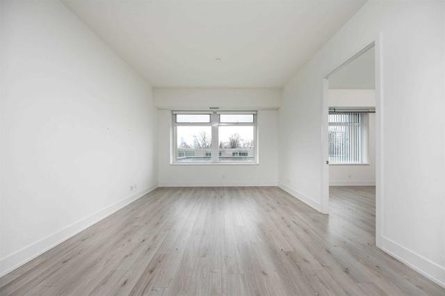 319 - 111 St Clair Ave W, Condo with 2 bedrooms, 2 bathrooms and 1 parking in Toronto ON | Image 10