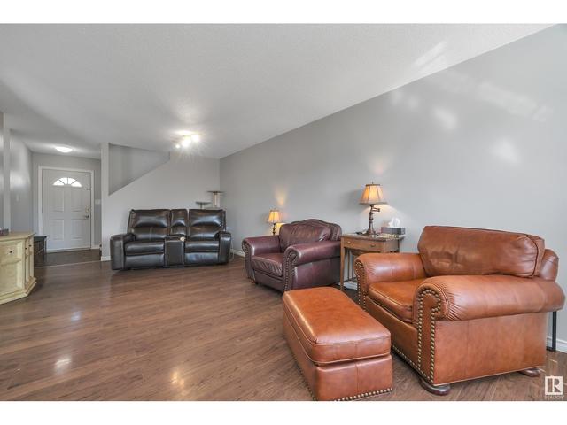 2 - 9505 176 St Nw, House attached with 2 bedrooms, 2 bathrooms and null parking in Edmonton AB | Image 13