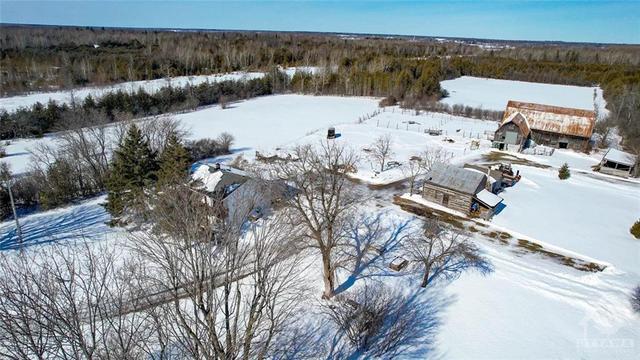 1671 County Rd 43 Road, House detached with 3 bedrooms, 2 bathrooms and 15 parking in North Grenville ON | Image 3