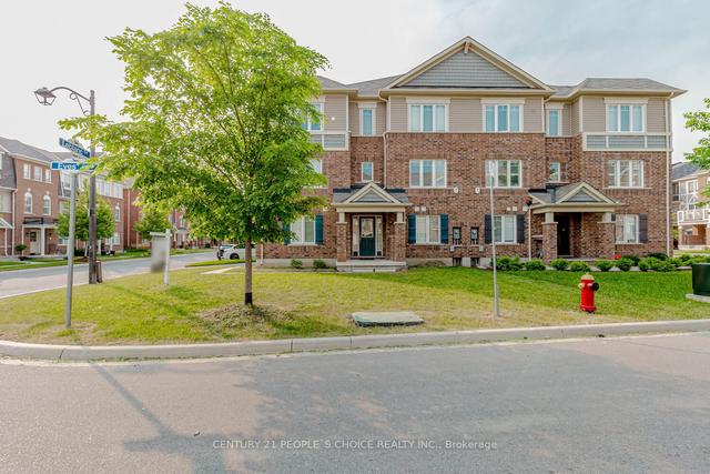 1637 Leblanc Crt, House attached with 4 bedrooms, 3 bathrooms and 3 parking in Milton ON | Image 32